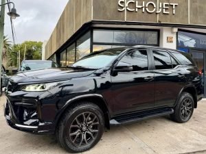 Toyota Hilux Sw4 2.8 Tdi Gr-s 4x4 7as 6at